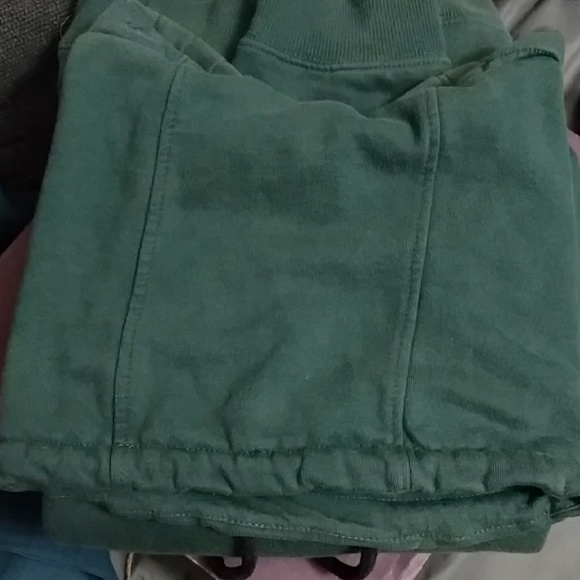 Green cowl/funnel neck sweatshirt - Picture 8 of 8